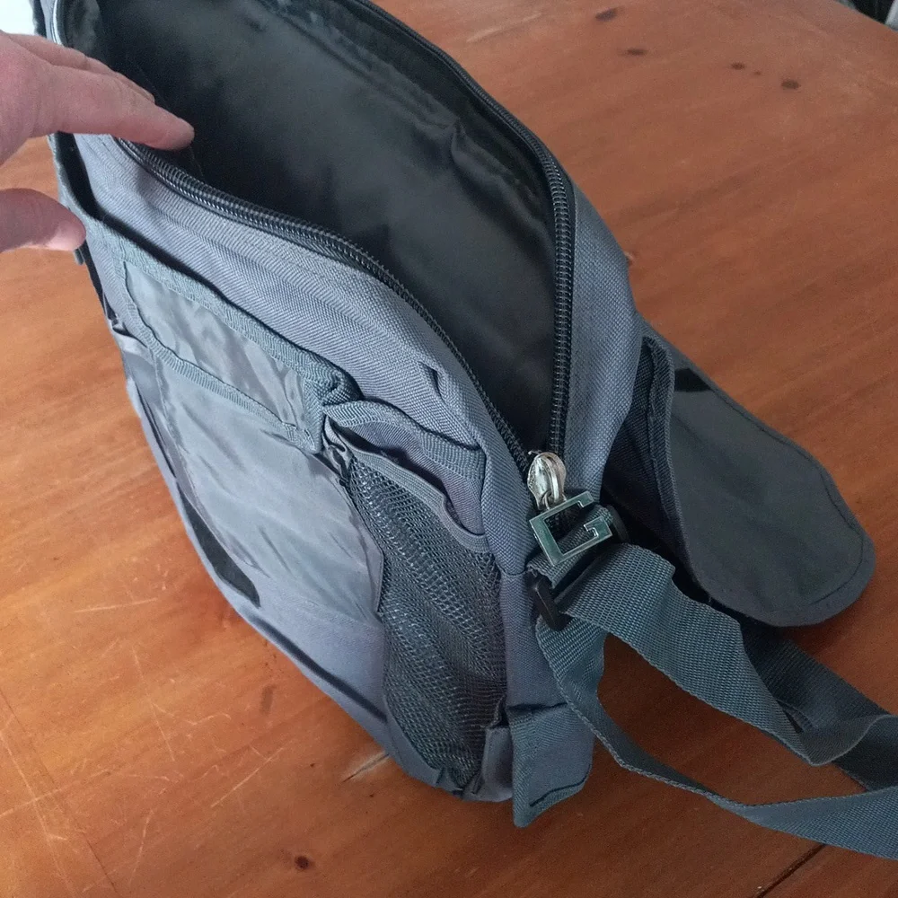 Gray Guess Messenger Laptop School Bag